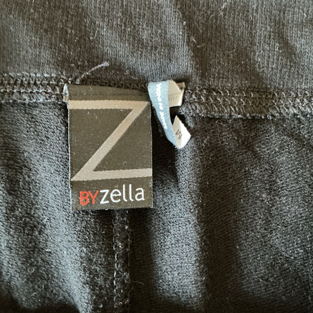 Zella black capri yoga pants medium - Picture 8 of 10